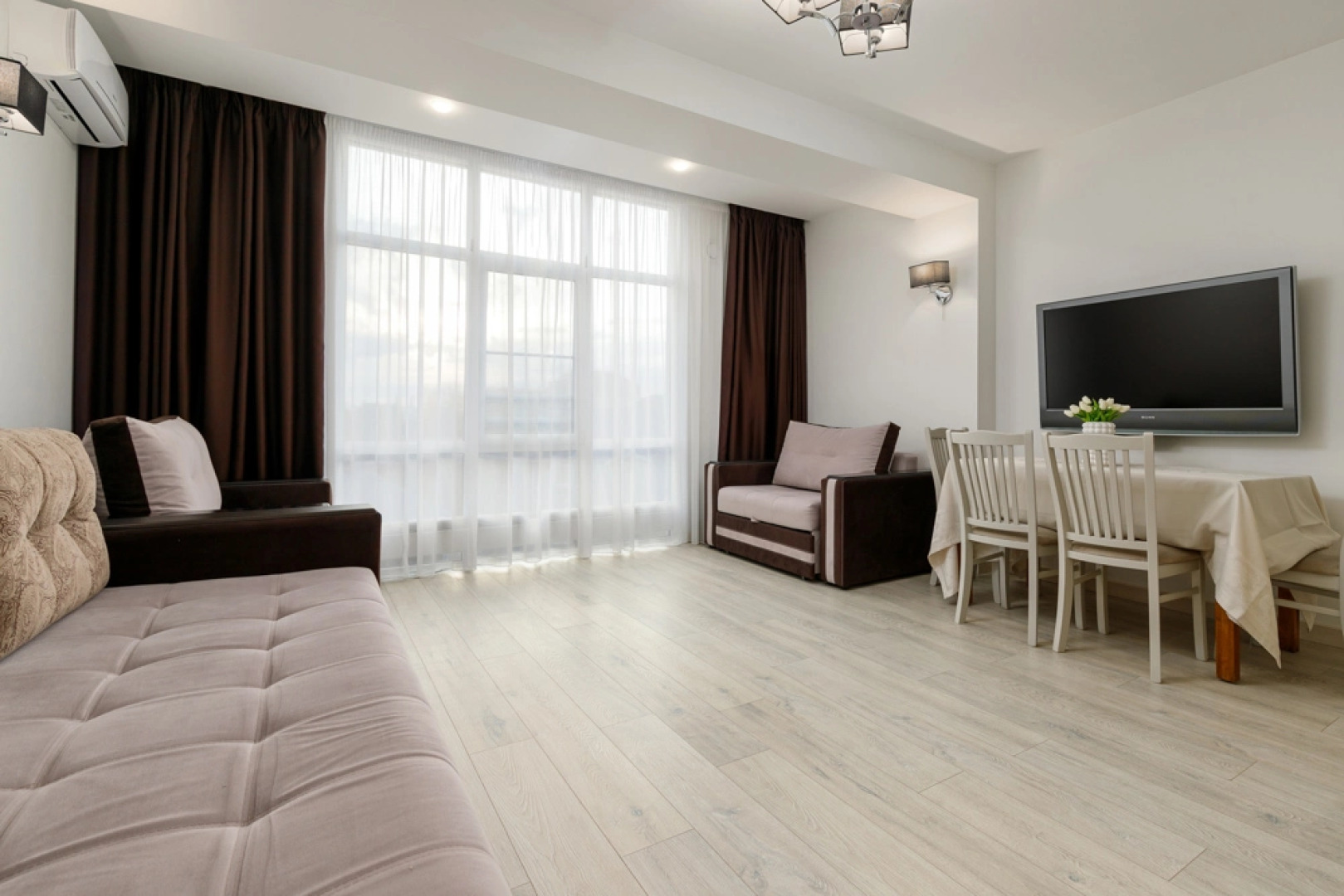 Апартаменты GeoApart Цветочная 30 4