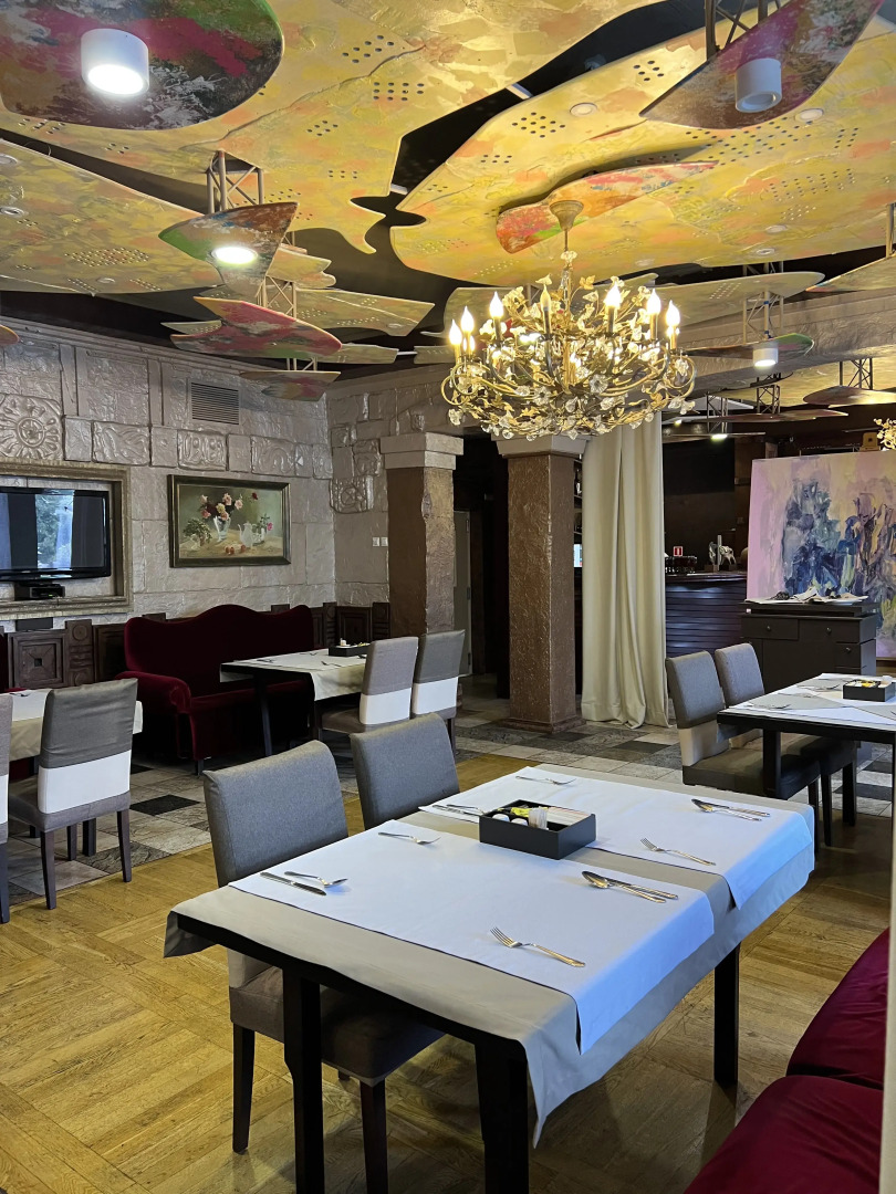 Арт-Отель Украина