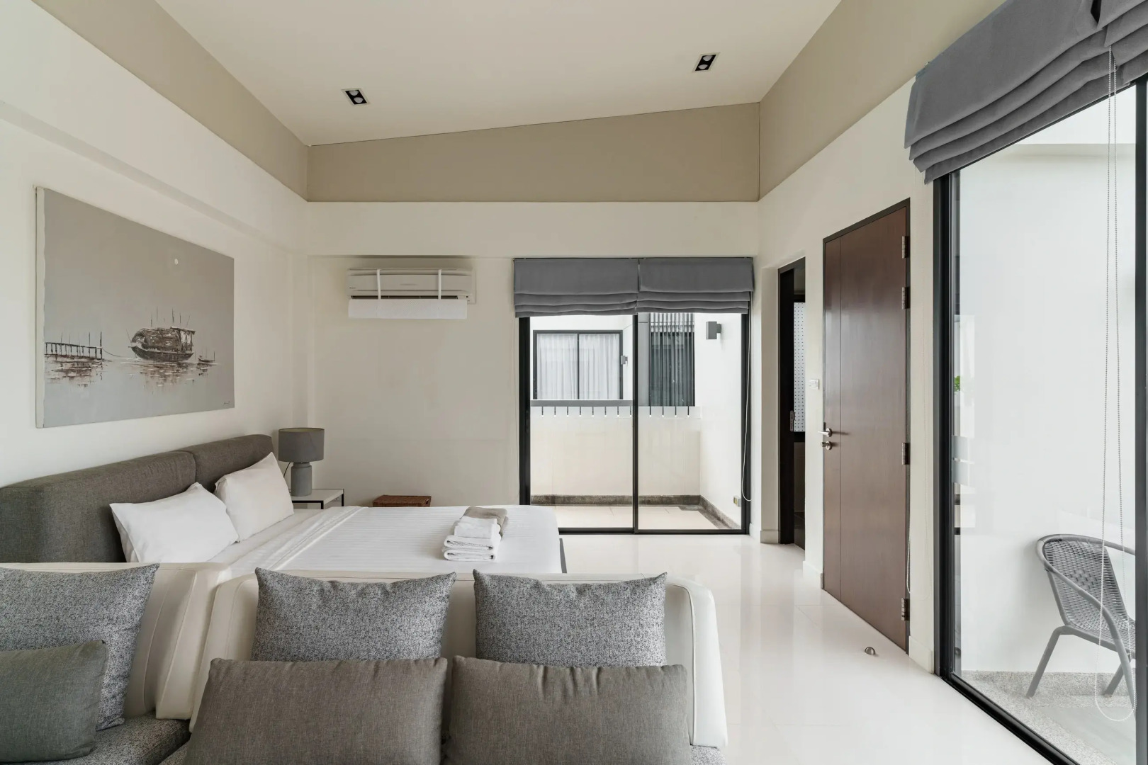 Вилла с 5 спальнями и бассейном на крыше рядом с пляжем Бангтао LP-65/46