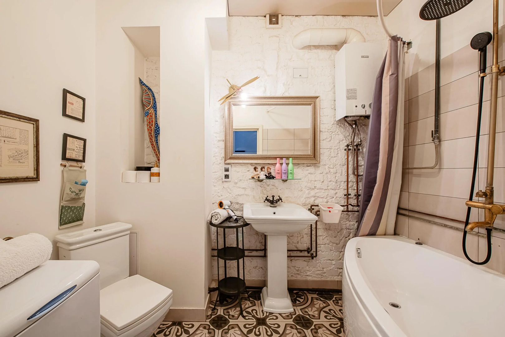 Апартаменты Студия с отдельной спальней в районе вокзала