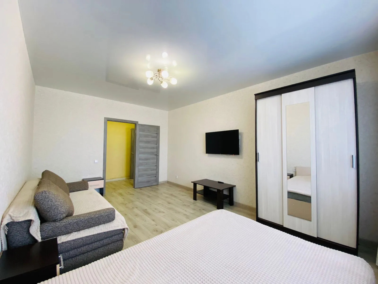 Апартаменты на Вадима Подбельского 97