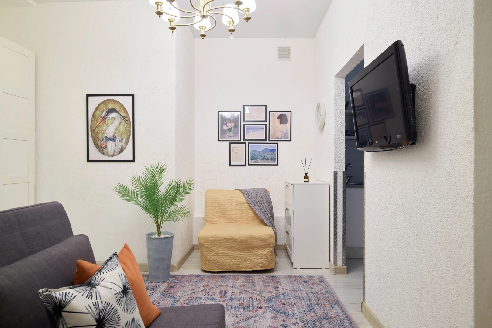 Квартира RoomyRoom на Английском проспекте