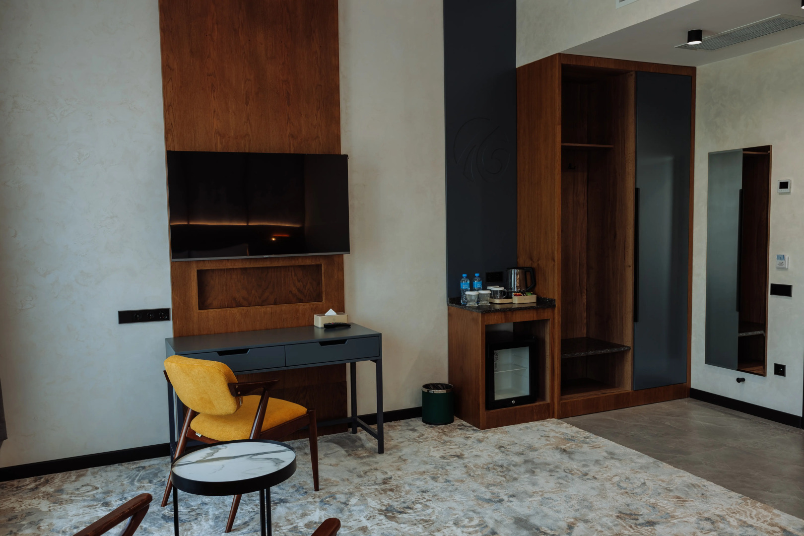 Отель Aurum Garden