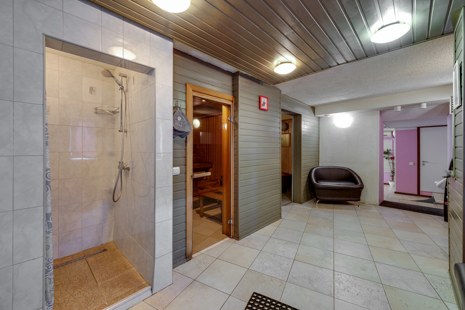 Отель Ладога