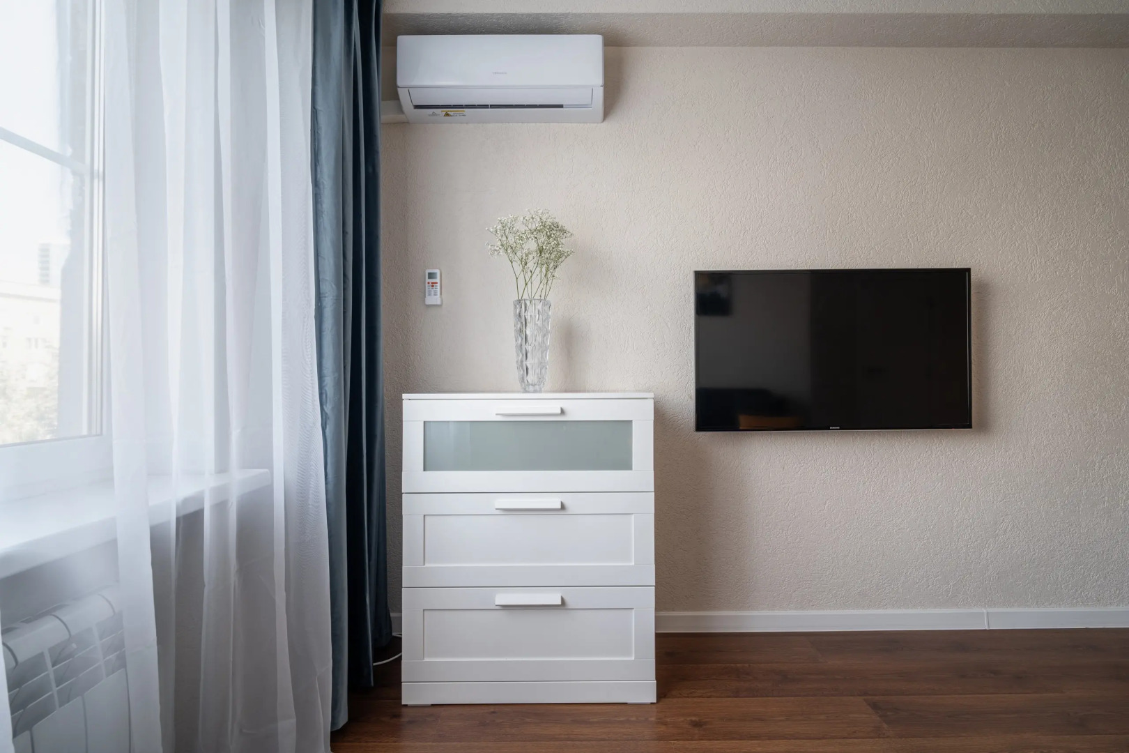 Квартира KRASROOM на Набережной Енисея