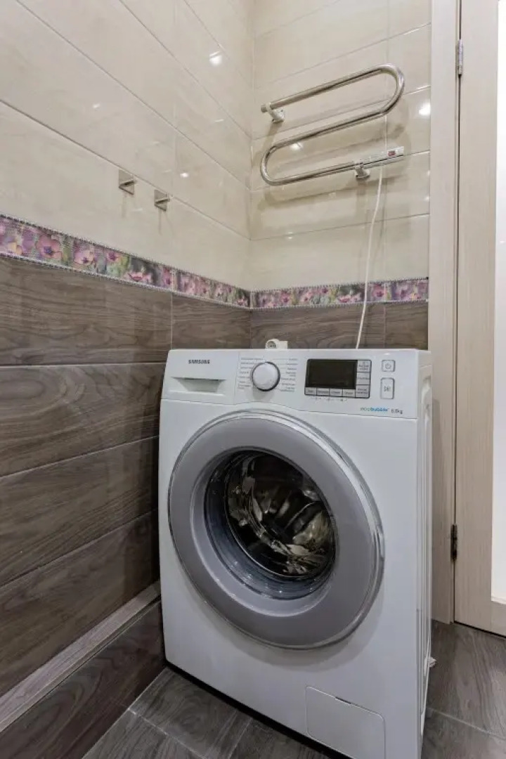 Апартамент Солнечный в центре Сочи у моря с балконом