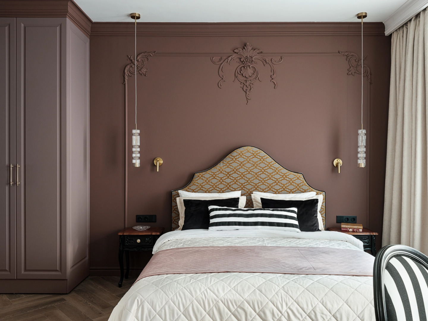 Квартира с авторским дизайном LetYourFlat Burgundy