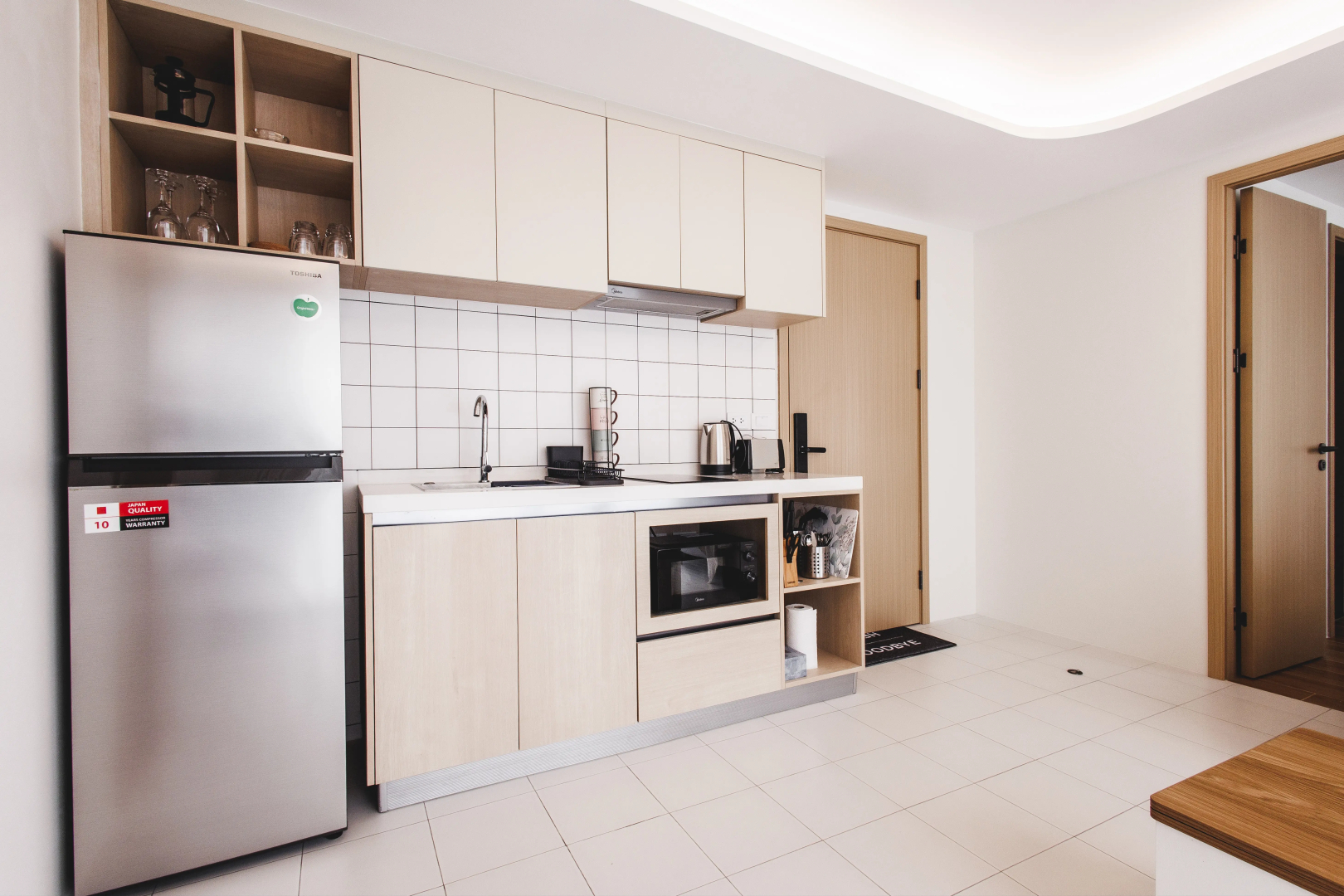 Квартира дизайнерская двухкомнатная рядом с Камалой бассейн фитнес и шаттл