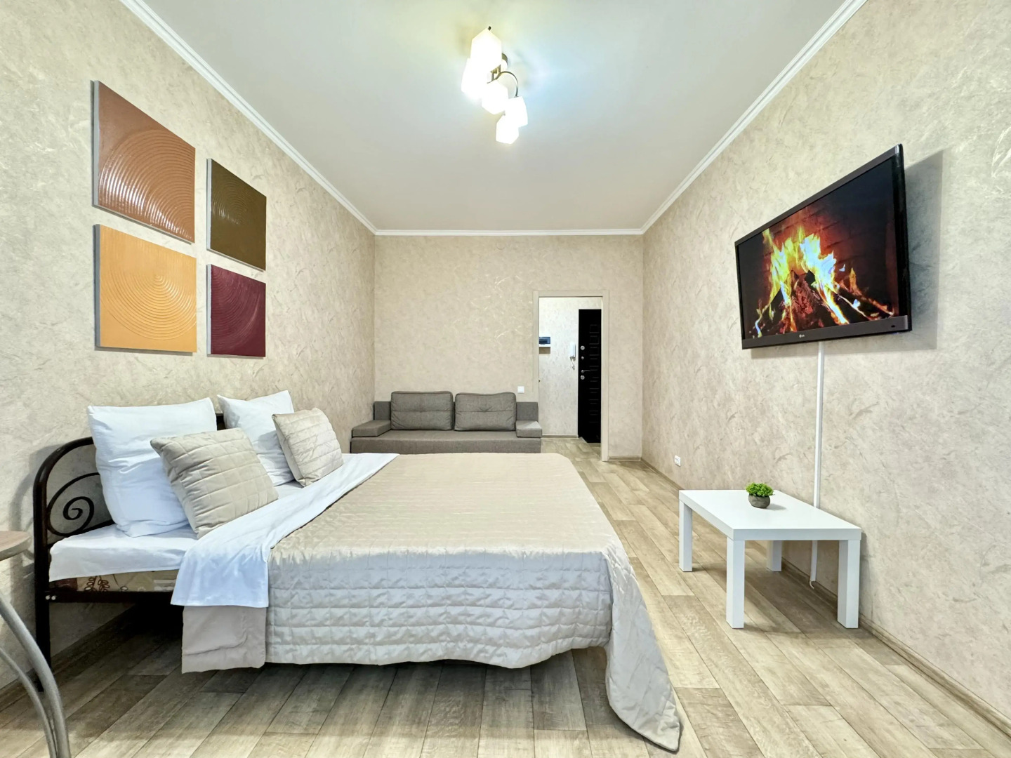 Апартаменты Уютные Возле ЖД Вокзала