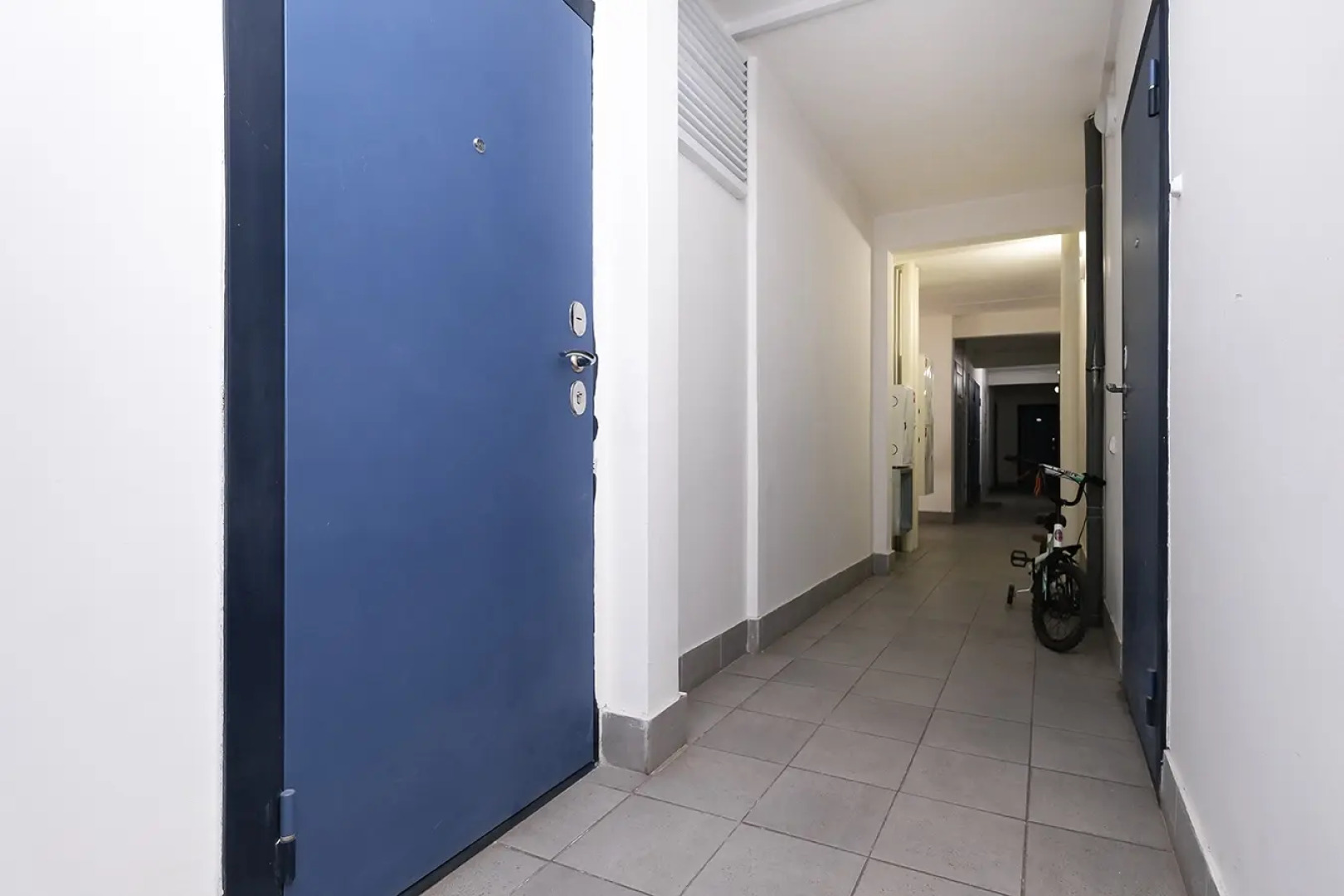 Апартаменты на Забалуева 90