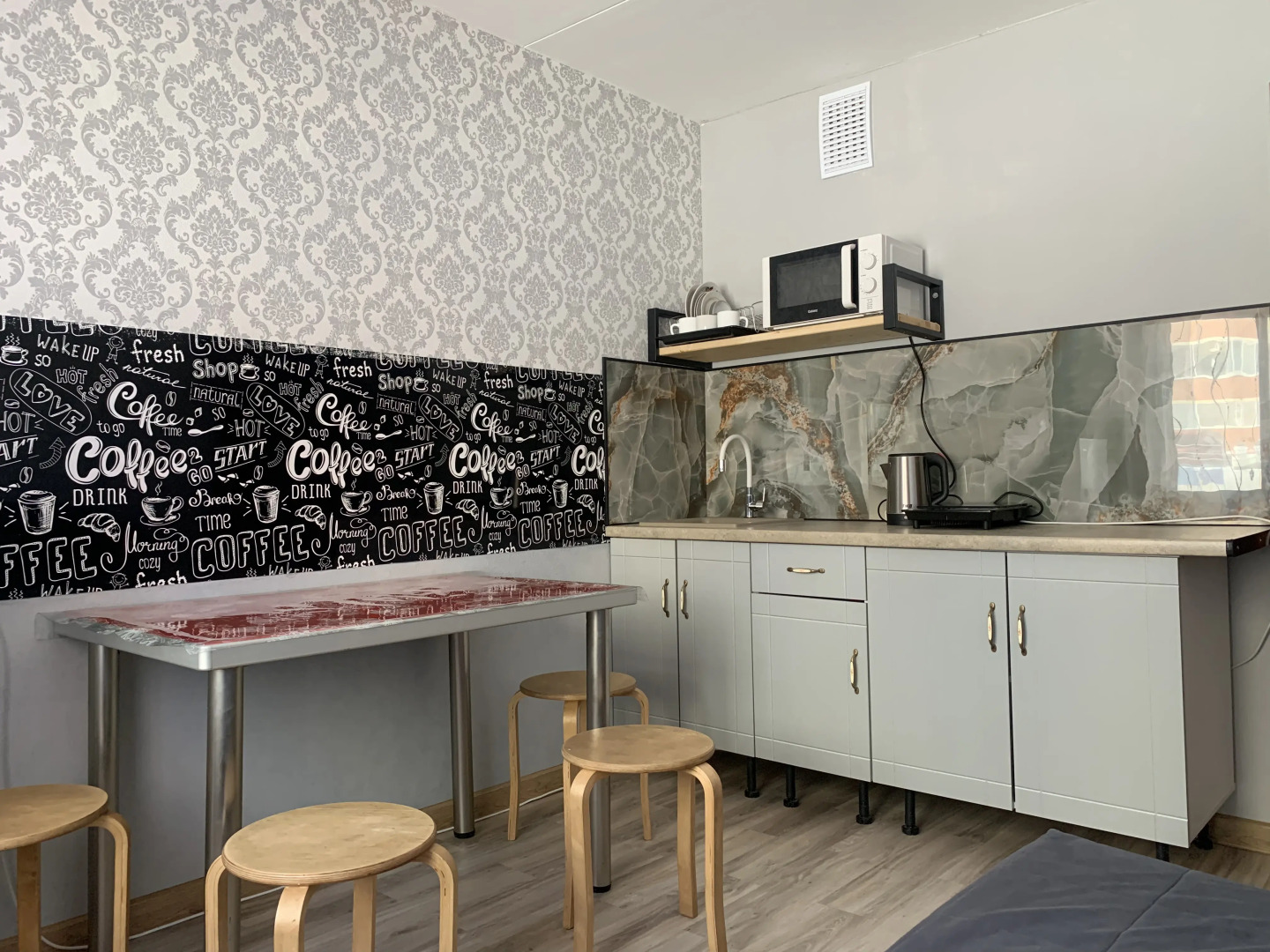 Апартаменты Каменный цветок 4/1