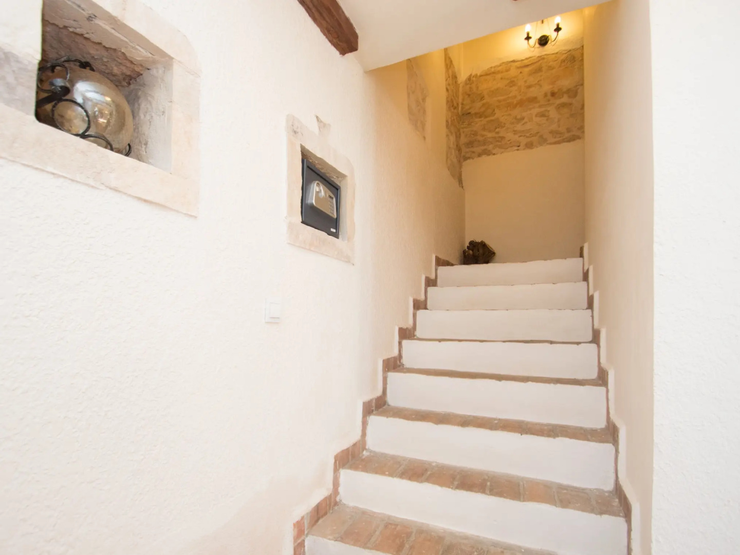 Вилла Lovely Stone with Private Garden and Terrace