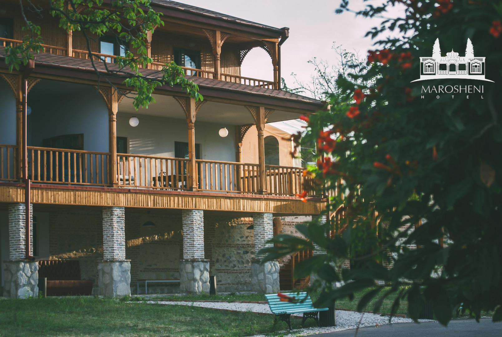 Отель Marosheni