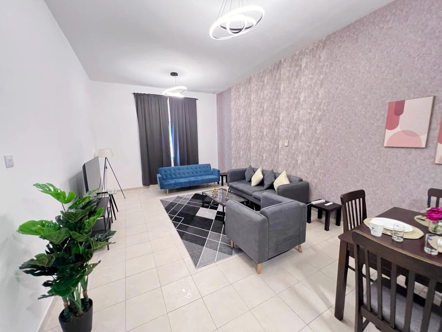 Apartments Cosmos Living Luxurious Suite DG