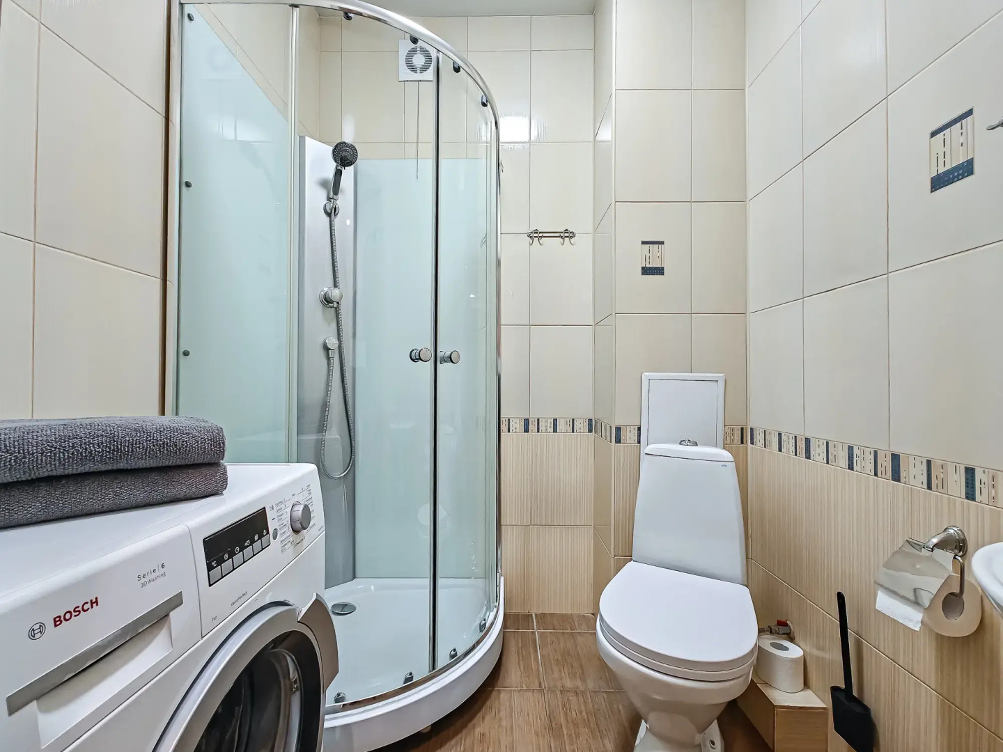 Апартаменты Евротрёхкомнатные Stepanenkov на Зыряновской 55