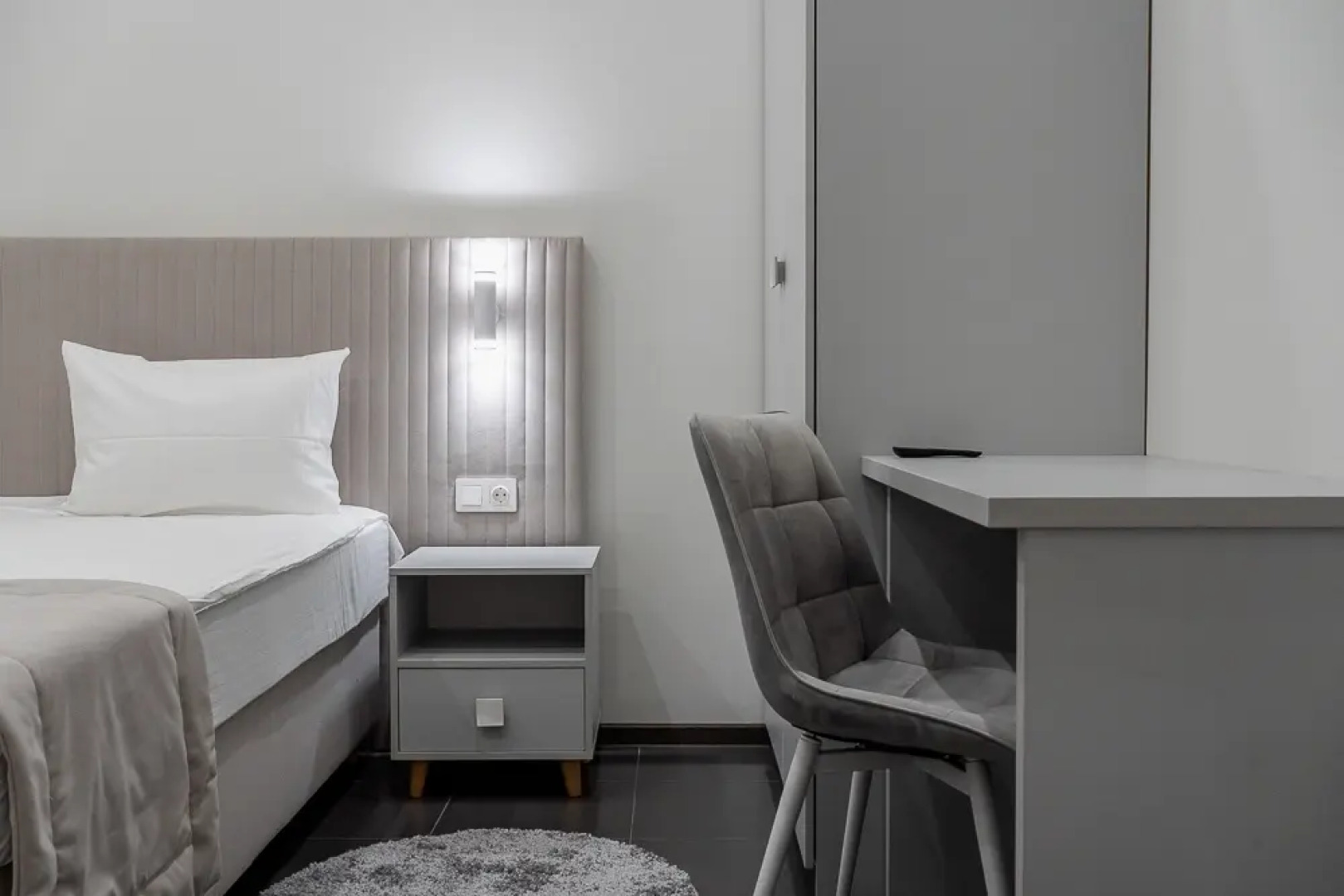 Апартаменты на Коммуны 2