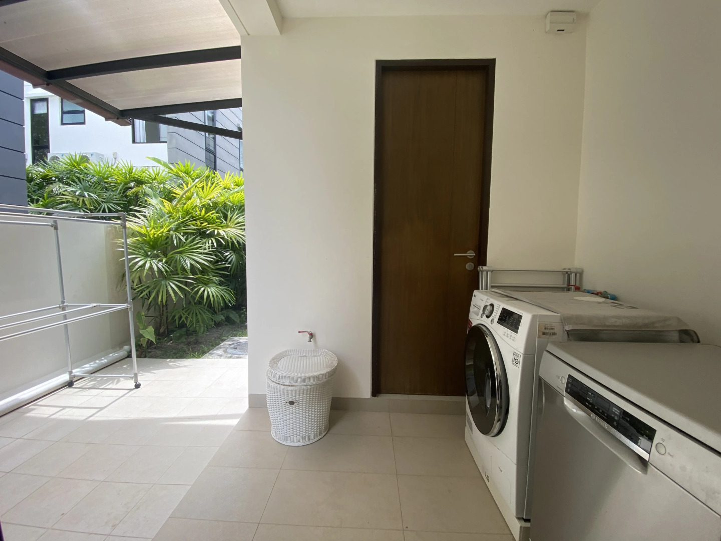 Вилла с бассейном и фитнес-залом 4 спальни рядом с пляжем Банг Тао LP-65/168