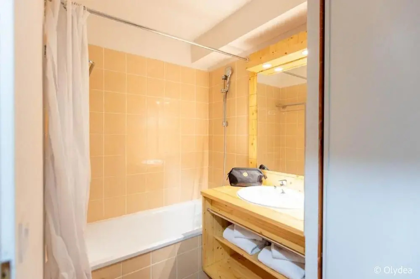 Отель Adonis Les Terrasses Des Bottières By Olydea