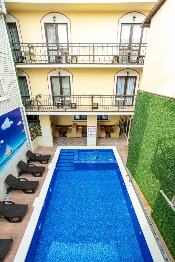 Отель Голден Кидс