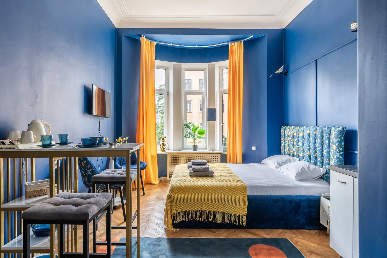 Апартаменты ВО 14/65 Синий свет