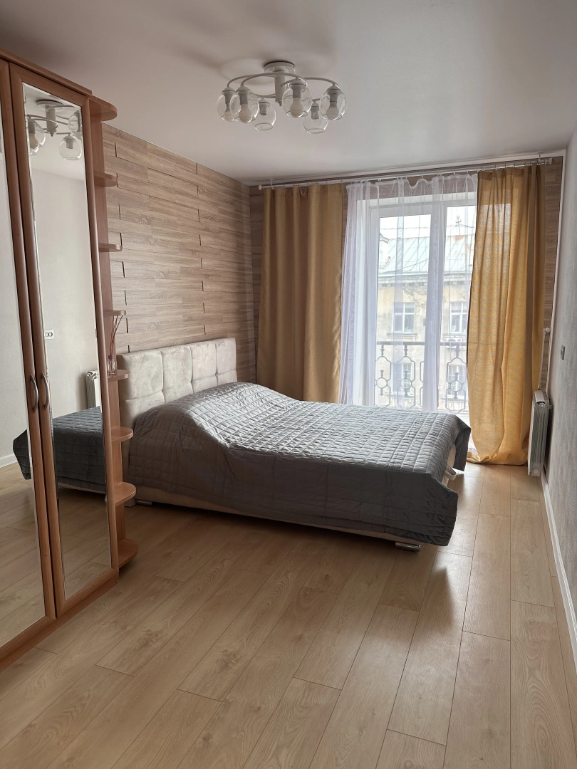 Квартира 2х-комнатная в историческом центре Владивостока