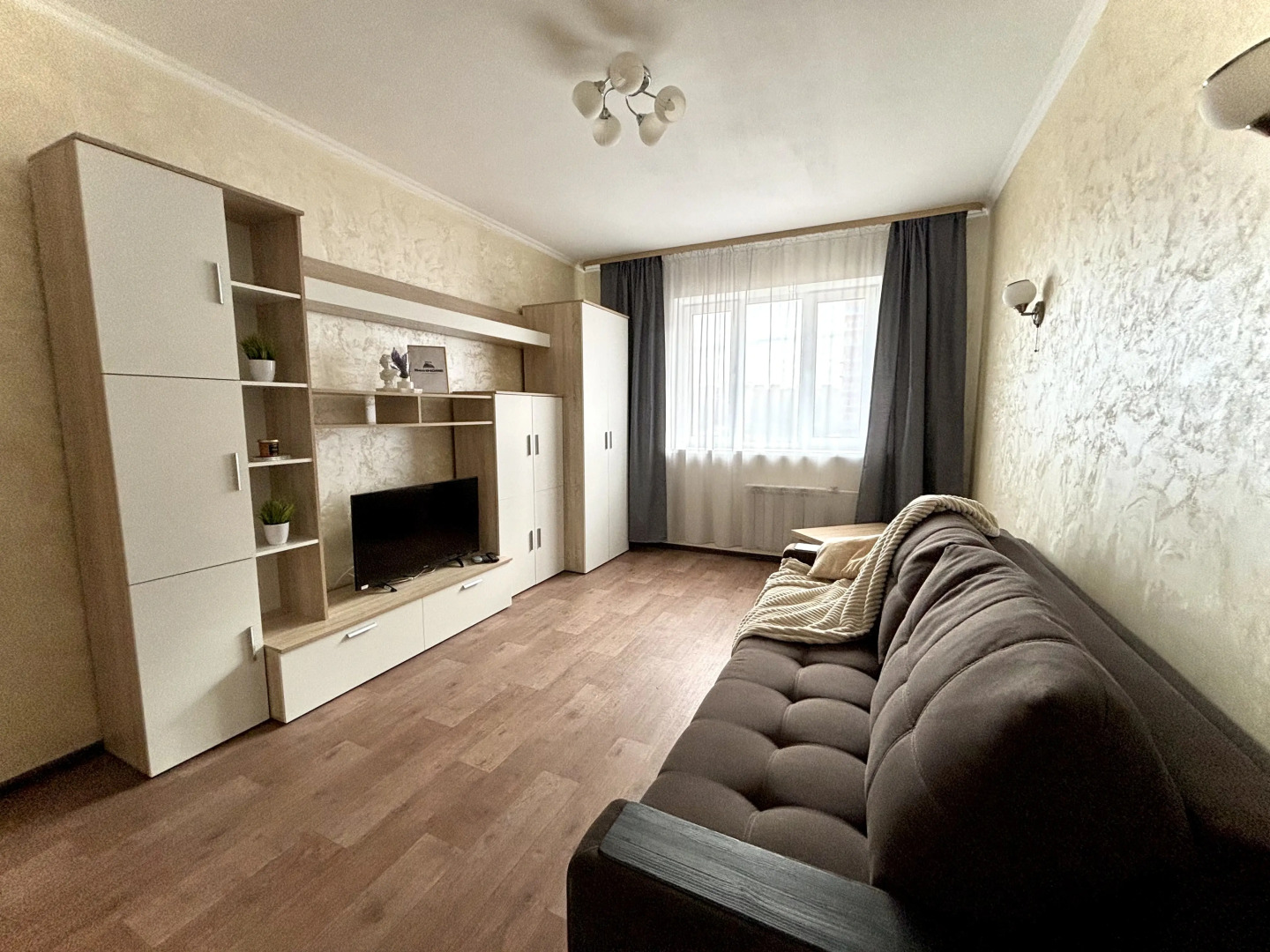 Квартира Уютная Просторная в Дзержинском Районе