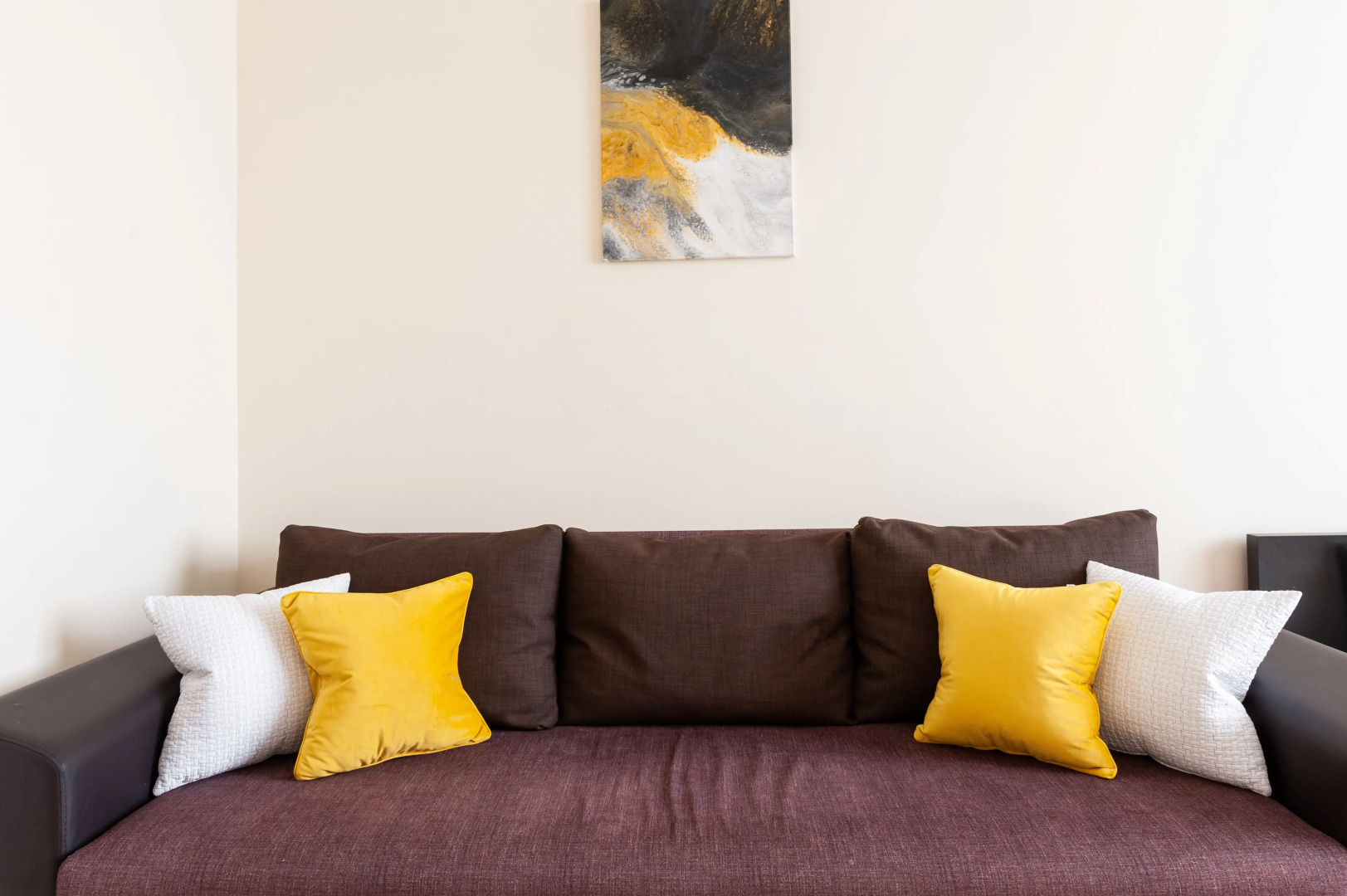 Апартаменты Романова 25