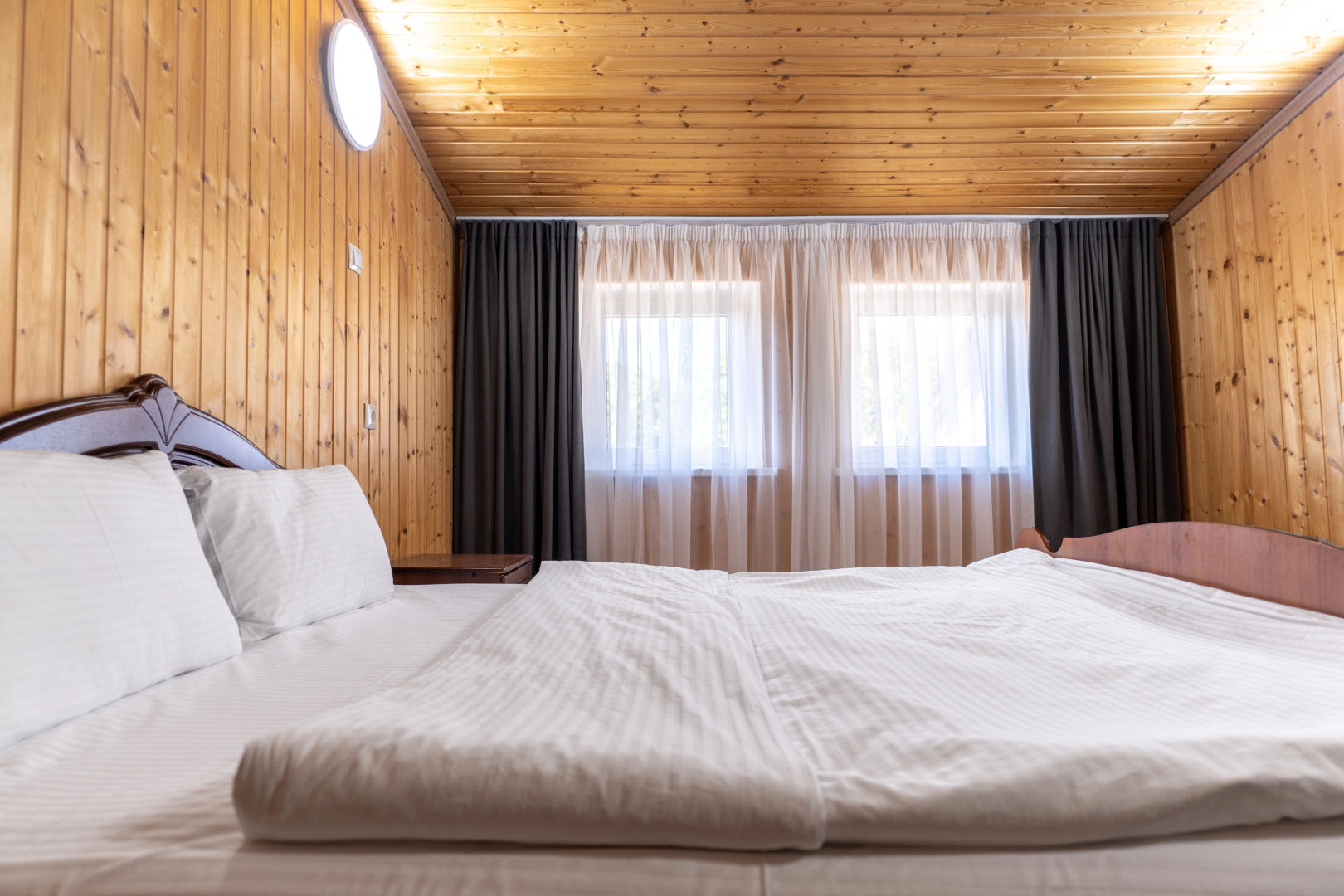 Отель Максим Парк-Лоо