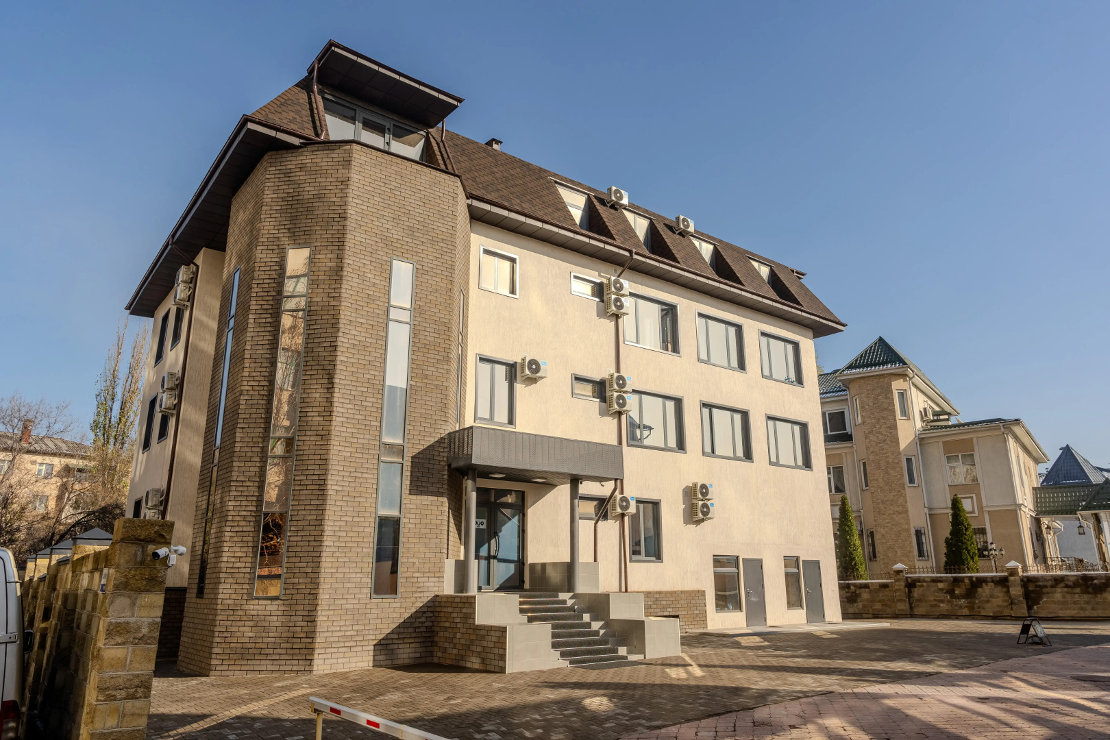 Отель Duo Hotel by Futuro