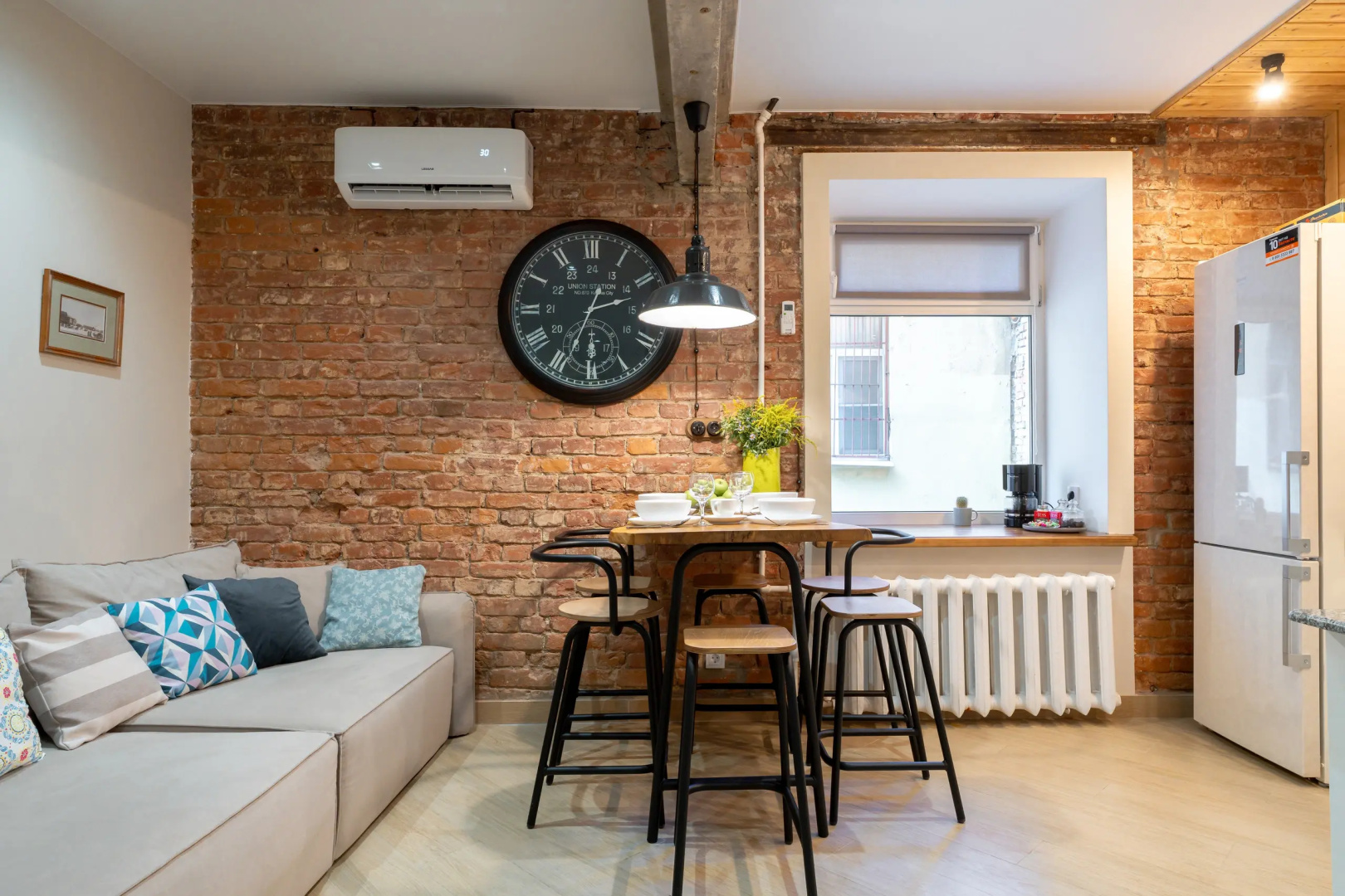 Апартаменты Loft на Марата 20