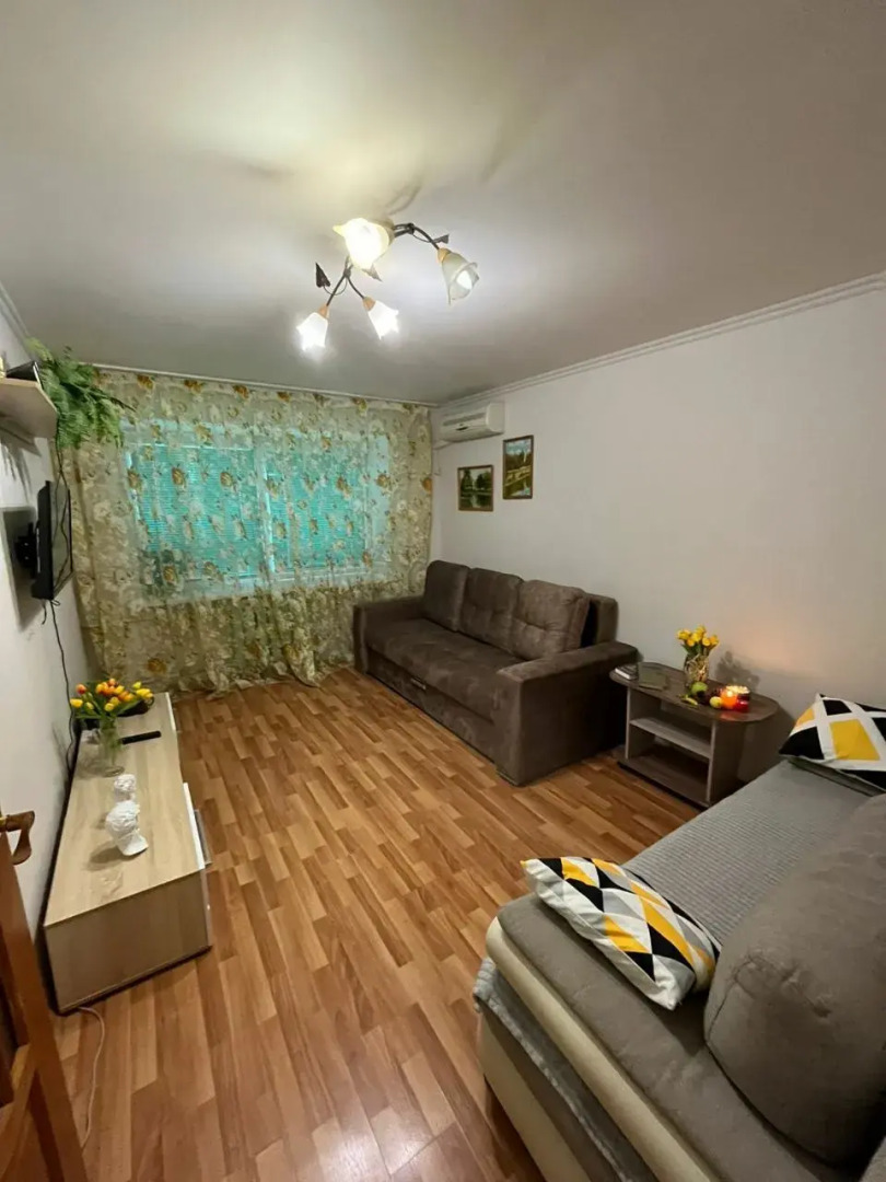 Апартаменты 2-комнатные в Центре Города на улице Ленина