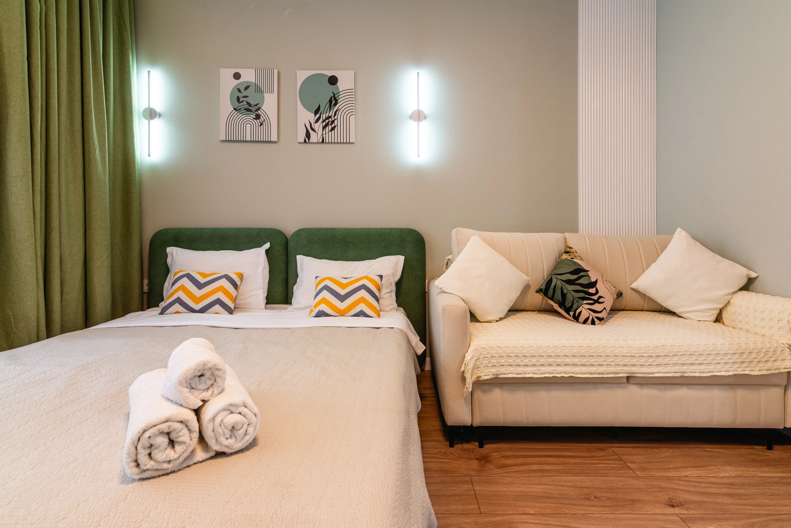 Апартаменты Уютная студия Фисташка в сердце города (170)