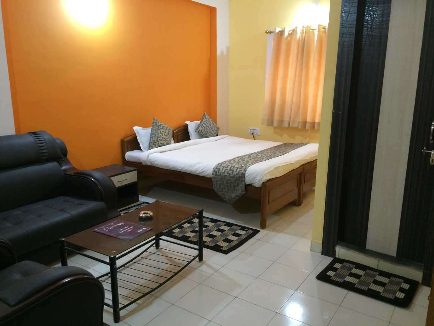 Отель Arham Inn