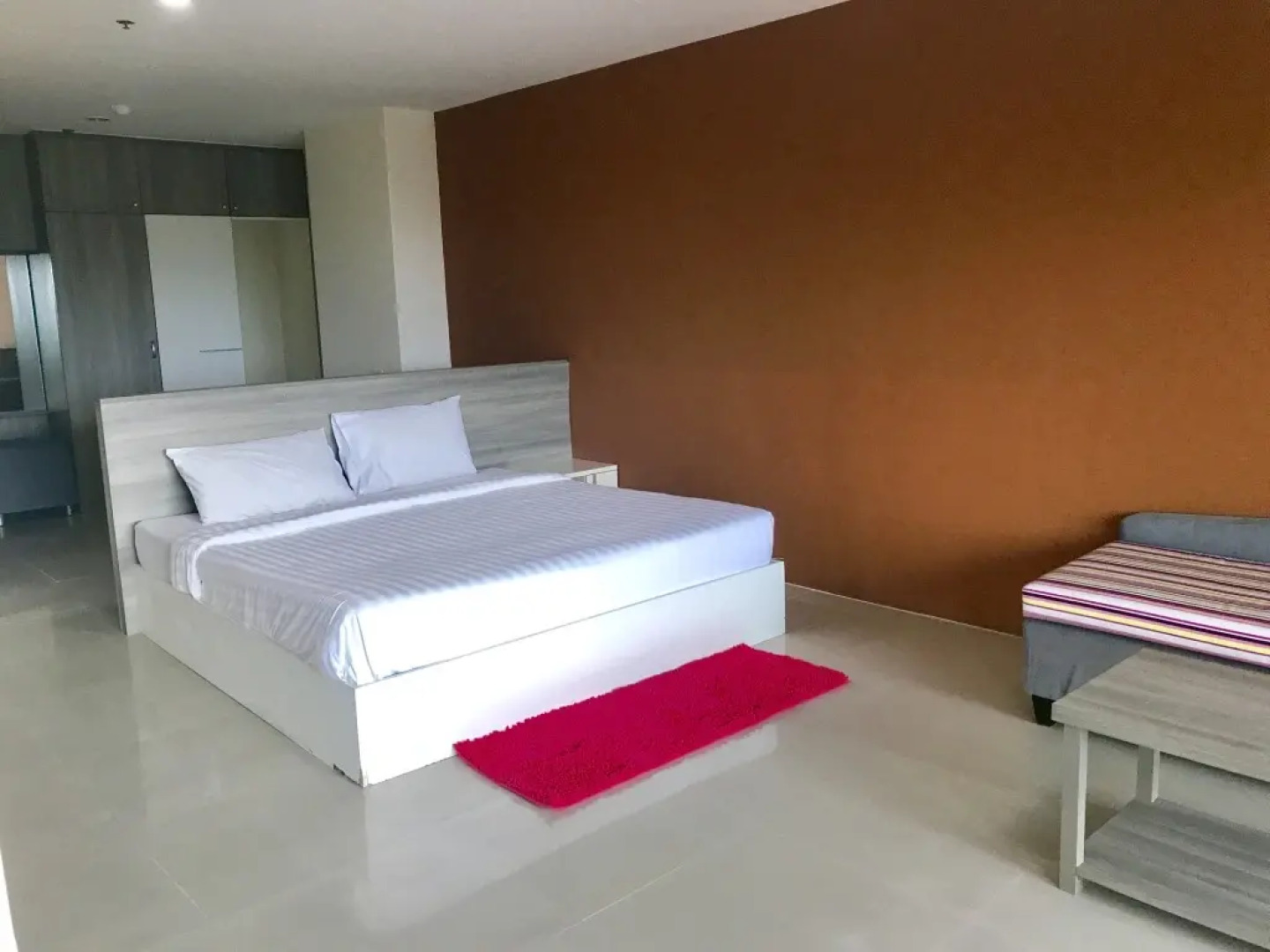 Апартаменты R-Con Wongamat