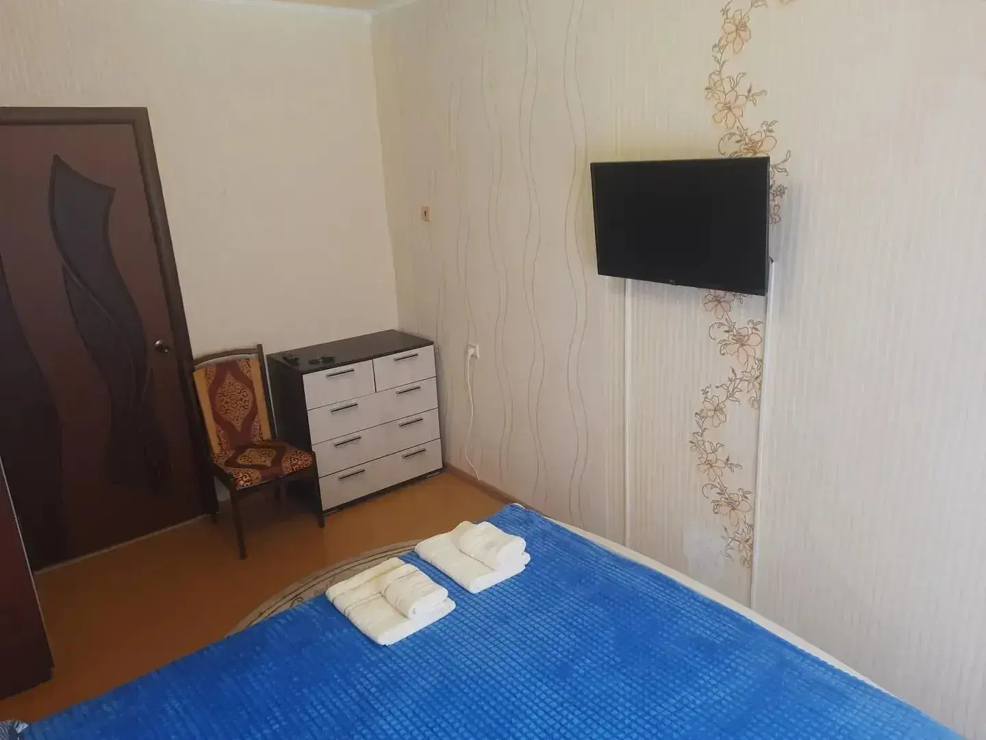 Квартира 1-й Микрорайон 8