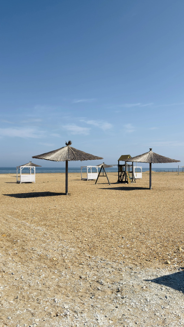 Гостевой дом Дом с бассейном на берегу