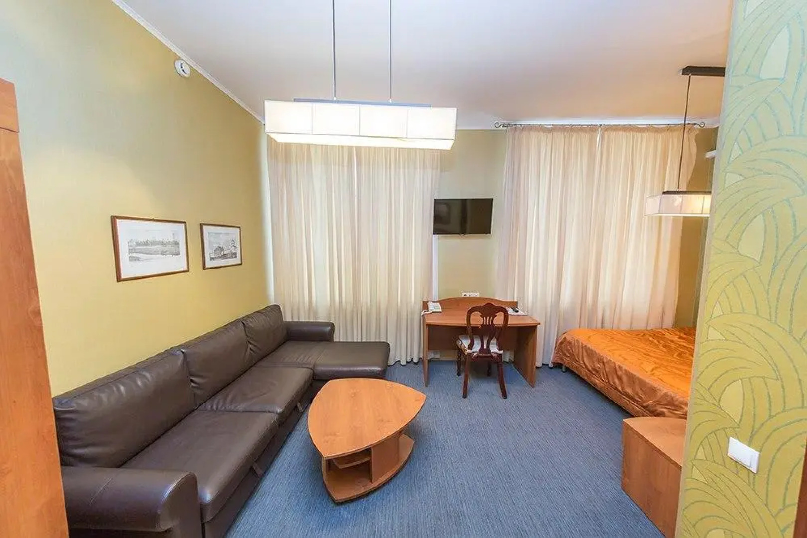 Отель Саров