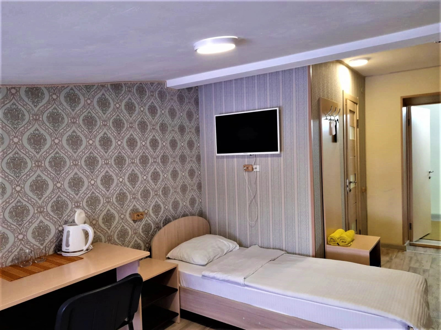 Хостел на Новособорной