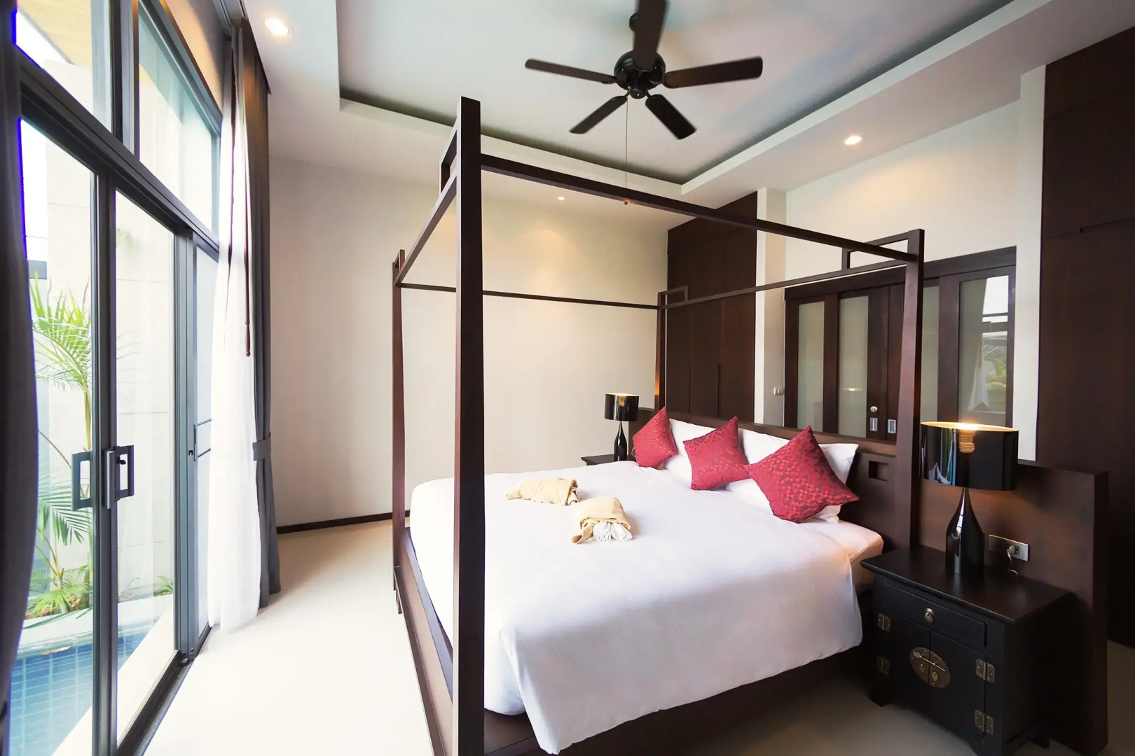 Вилла Miriama 2 Bedroom Near Naiharn Beach