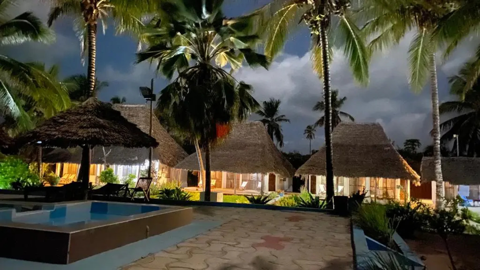 Бунгало Matemwe Baharini Villas