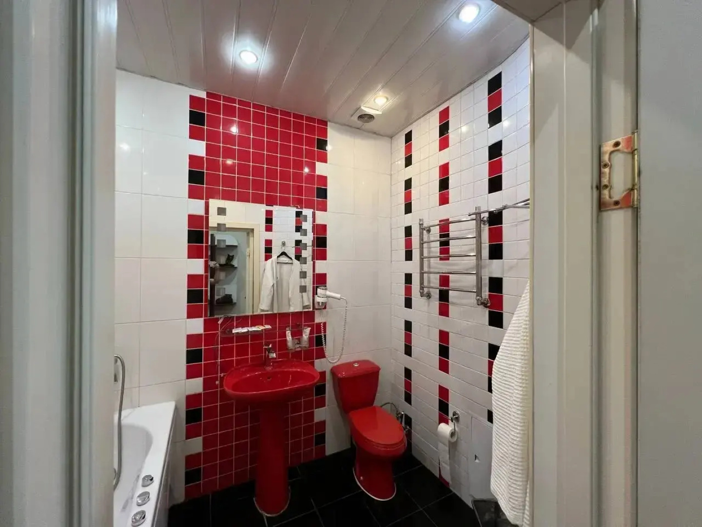 Отель Автор