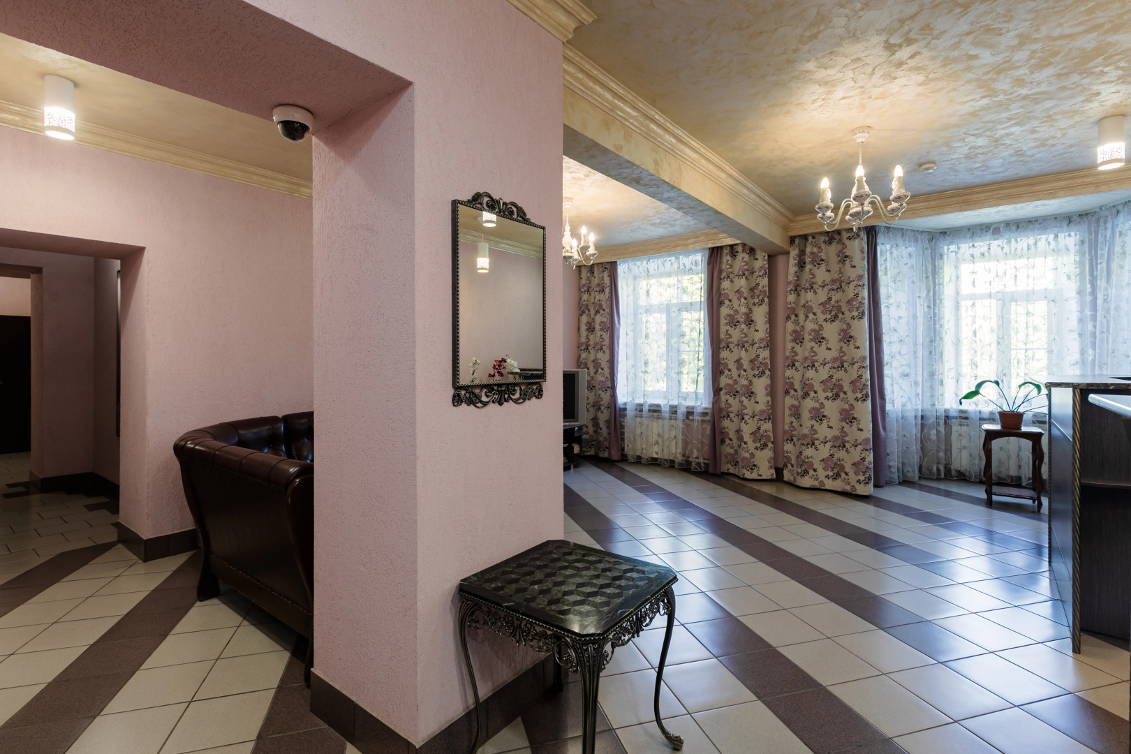 Мини-отель "На Октябрьской"