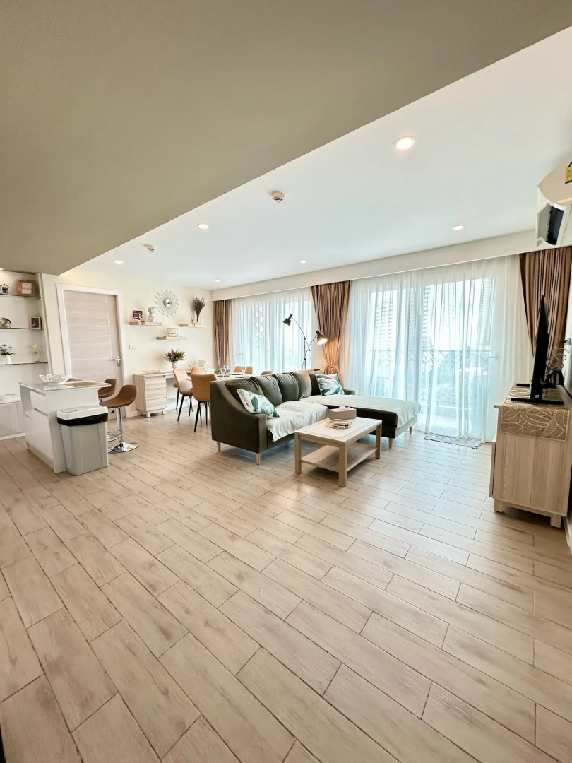 Апартаменты  Seven Seas 2 Bedroom - Spacious Two Bedroom Apartment In Jomtien Area