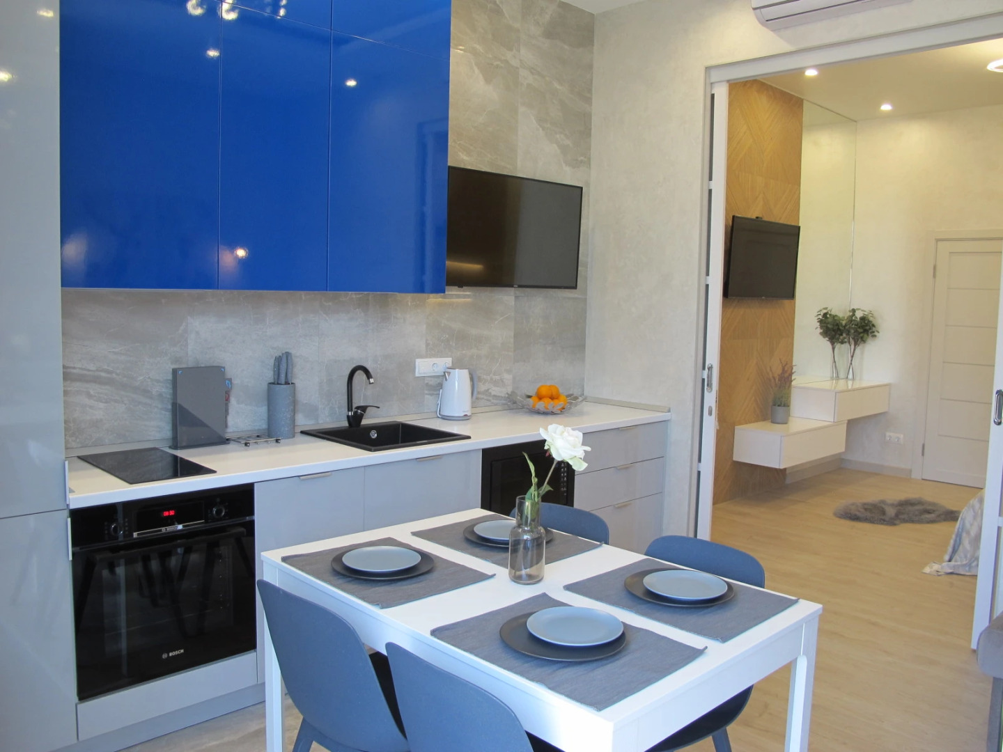 Апартаменты на Бульваре Надежд 4/3