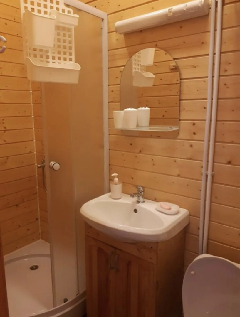 Частный Дом Коттедж с Тремя Спальнями