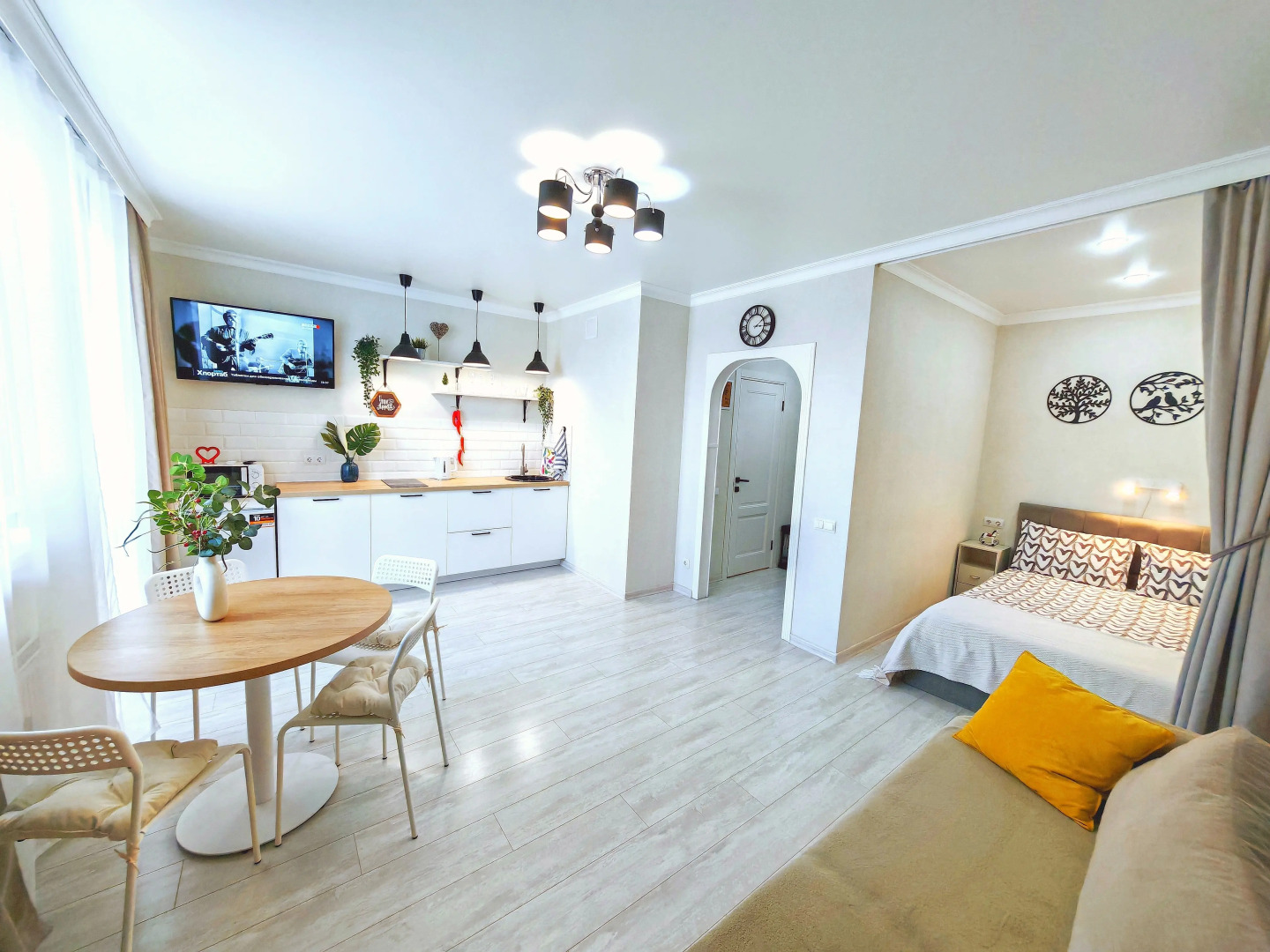 Квартира у ТЦ Кристалл Менделеева 2