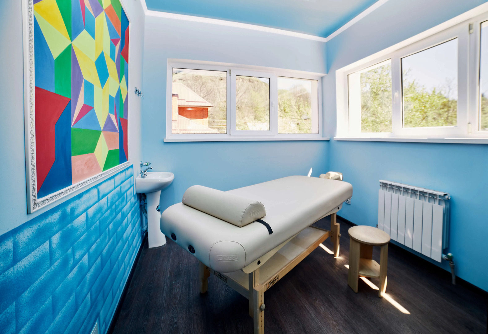 Отель Нарзан Вест