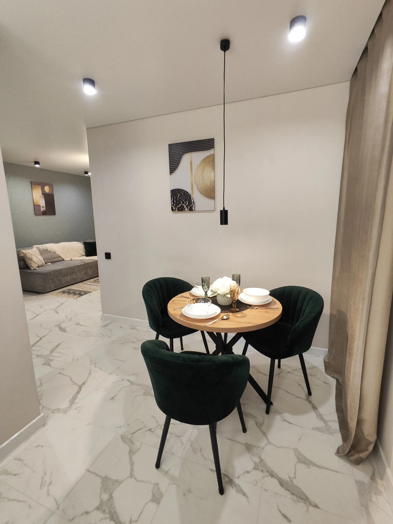 Квартира NATALI Aparts 73в.2