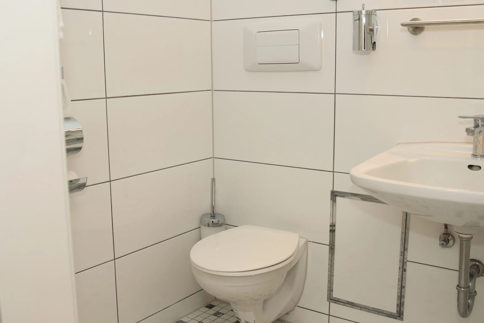 Отель Hafez Bad Salzuflen