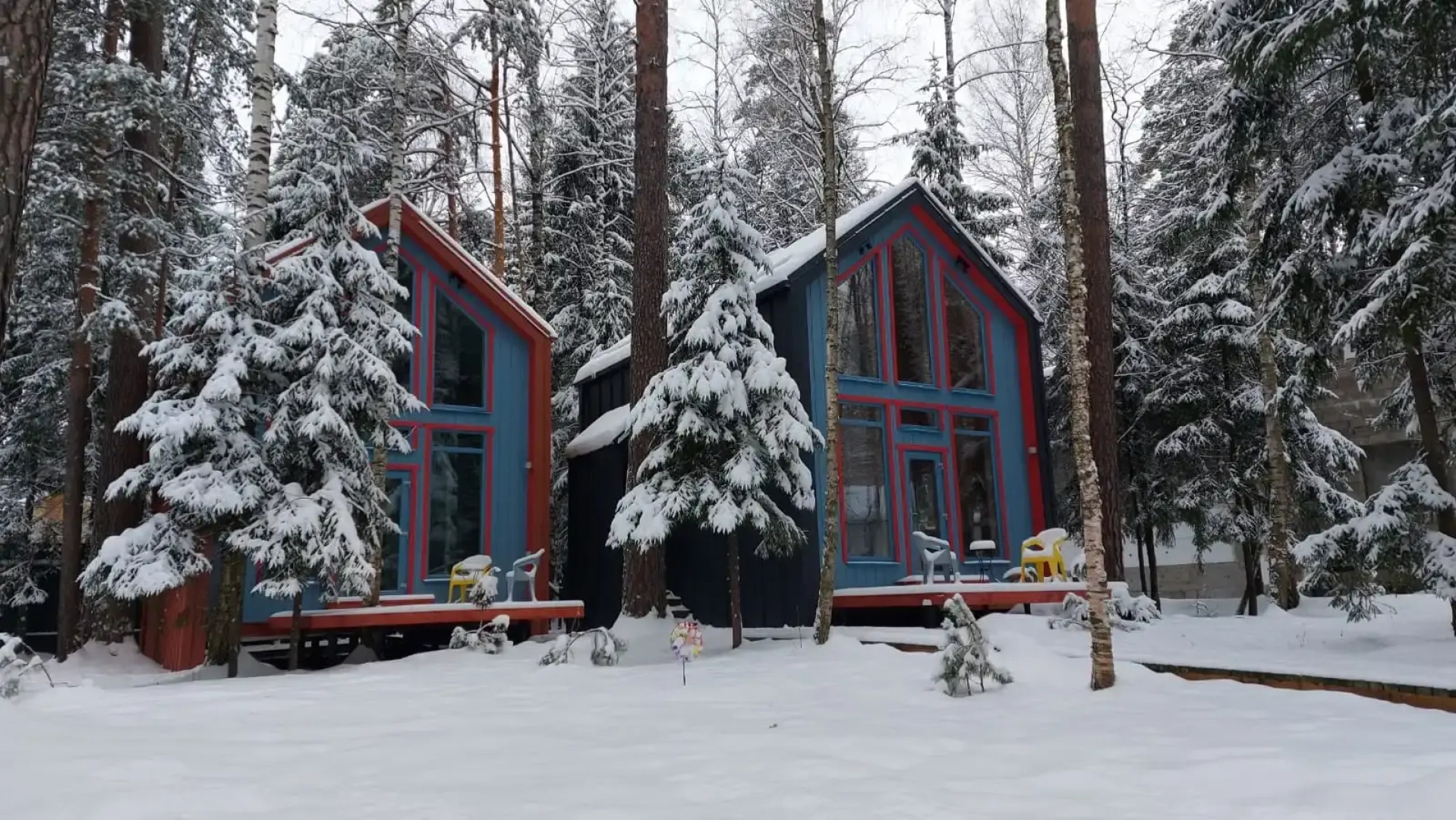 Частный дом в Заветах Ильича с голубой гостиной